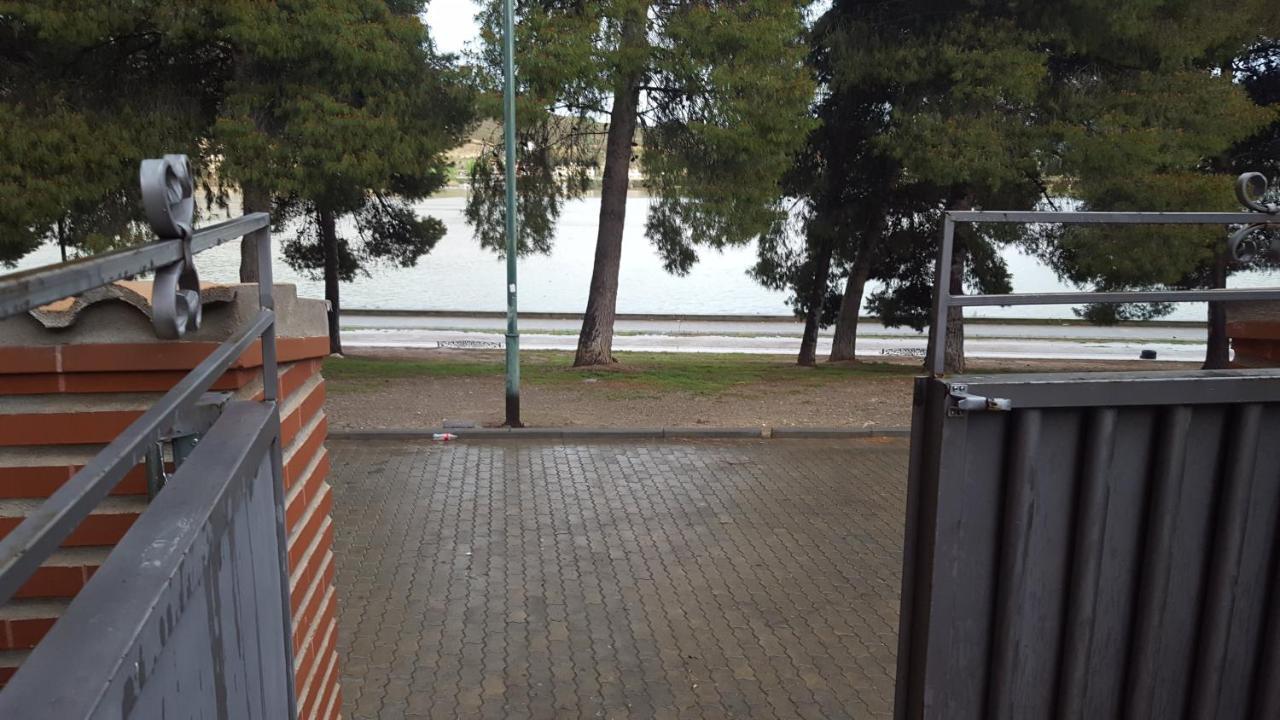 Tu Casa En Mequinenza Con Wifi Apartamento Exterior foto