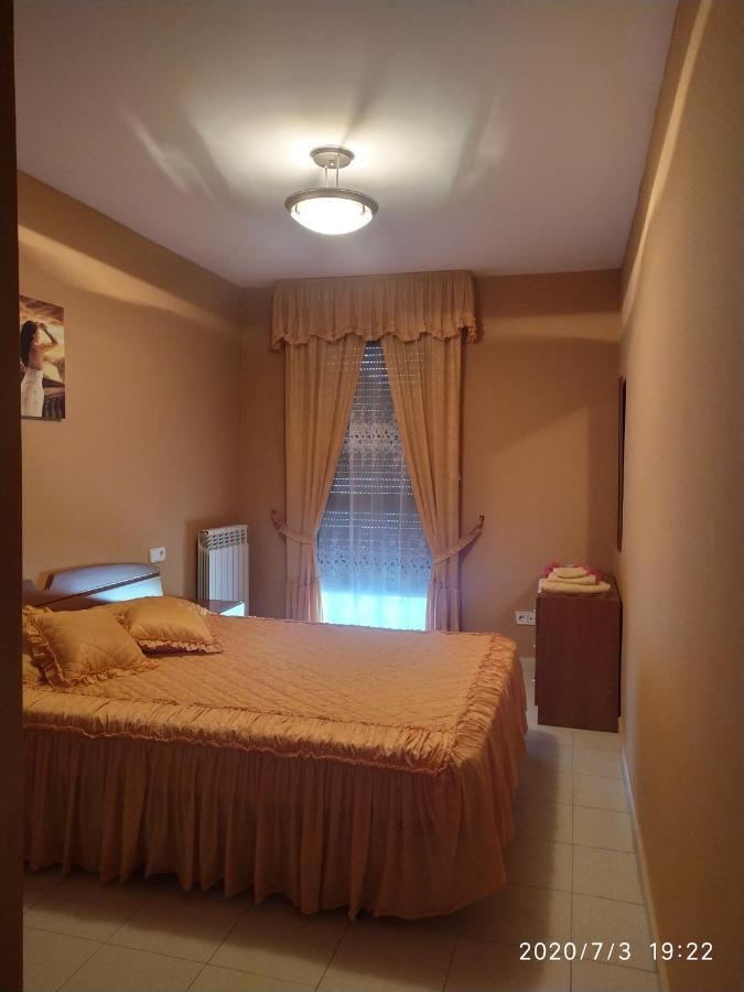 Tu Casa En Mequinenza Con Wifi Apartamento Exterior foto