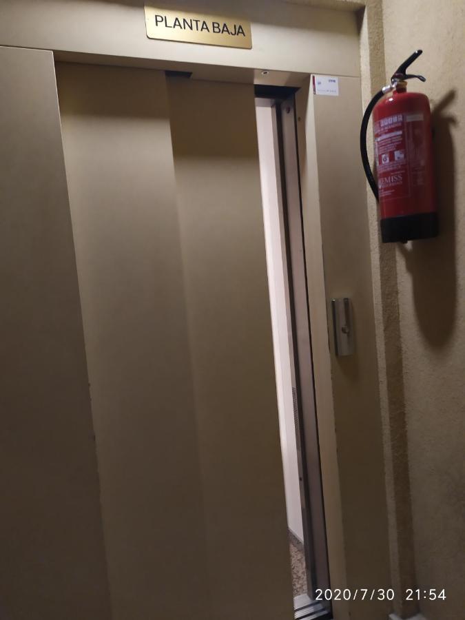 Tu Casa En Mequinenza Con Wifi Apartamento Exterior foto